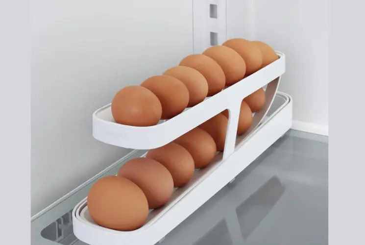 Egg dispenser