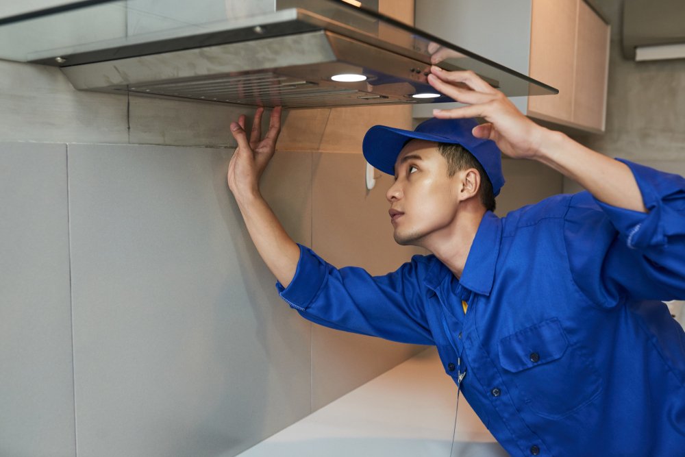A professional guy from mrbairduct cleaning air duct to Removes the Lingering Smell of Renovation Dust