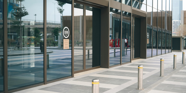 Commercial Glass Replacement