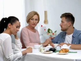 mother-in-law despising girlfriend of son, overprotection - AITA for suggesting my boyfriend’s mother wants to marry her own son