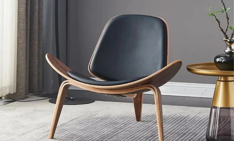 Hans Wegner Replica Chairs