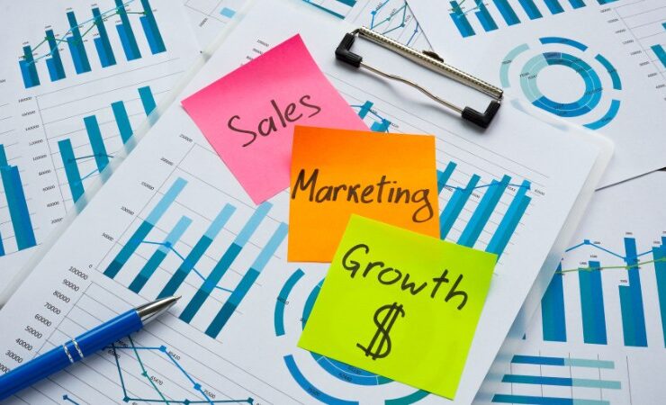 Words Sales marketing and profit growth as plan on the charts.