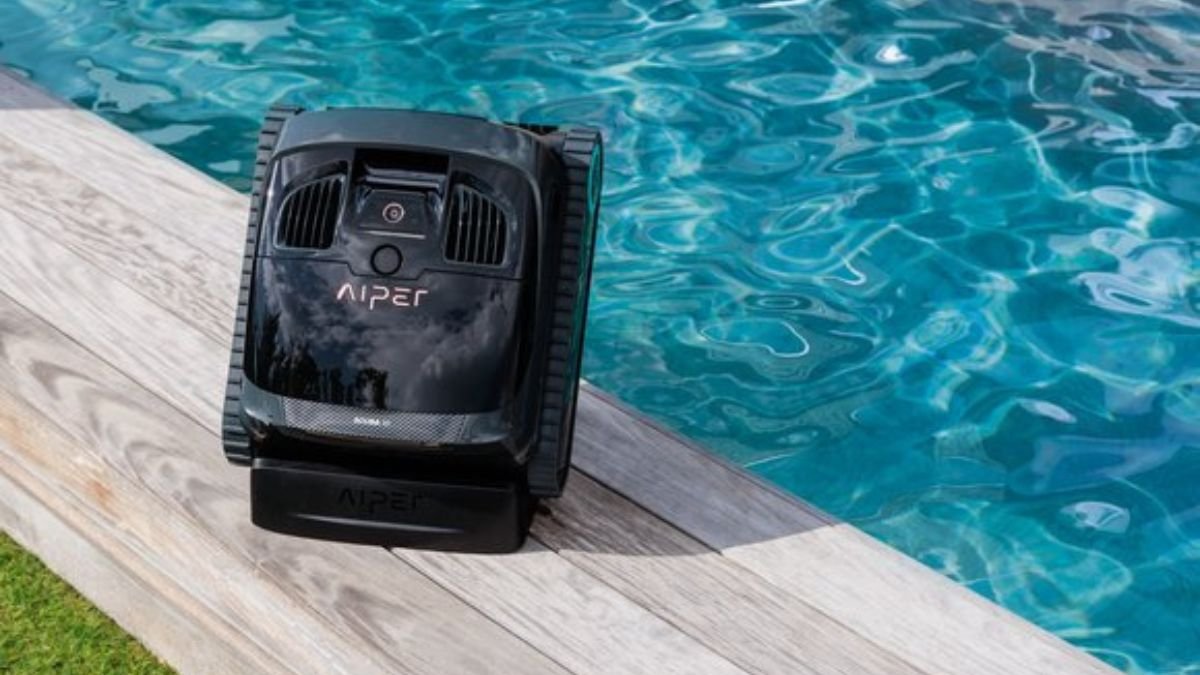 Aiper IrriSense Smart Sprinkler watering a garden lawn efficiently to reduce water waste.