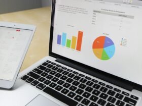 Laptop displaying data analytics for smarter business decisions