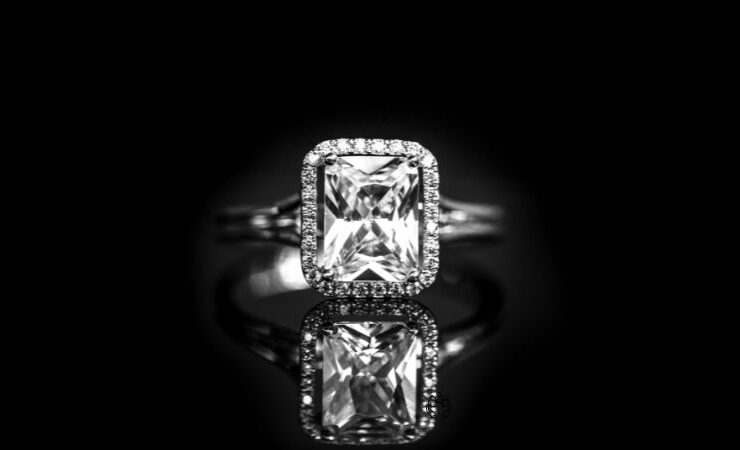 history of diamond rings