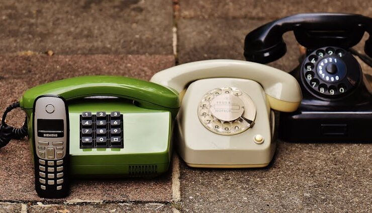 Photo by Pixabay: Black Rotary Phone