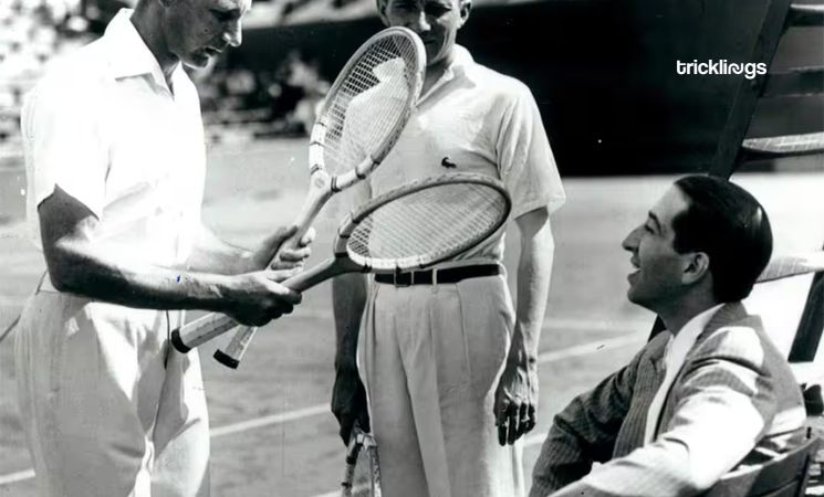 The original polo design by René Lacoste in the 1920s was indeed meant to be worn tucked in during matches