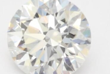 VVS1 diamond close-up showing exceptional clarity